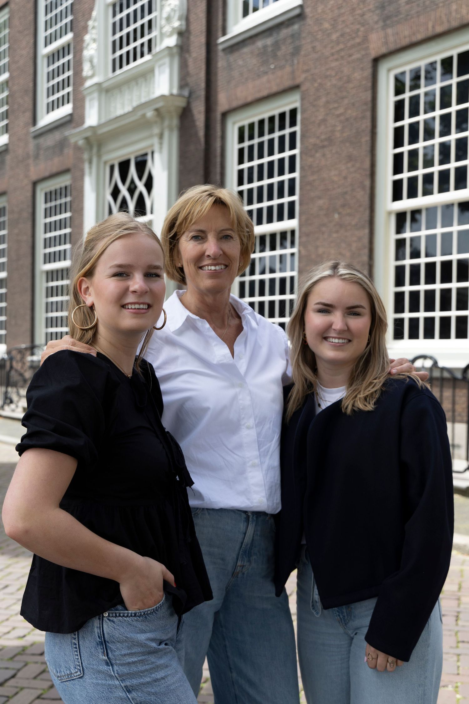 Moeder en 2 dochters foto
Centrum Dordrecht
Oude binnen stad