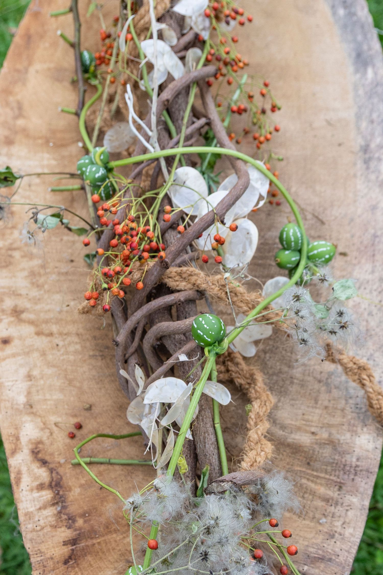Expositie Verbonden in afscheid
Uitvaartfotograaf natuurbegrafenis
Kunstzinnige, traditionele en duurzame afscheidsbloemen
Oogstpark