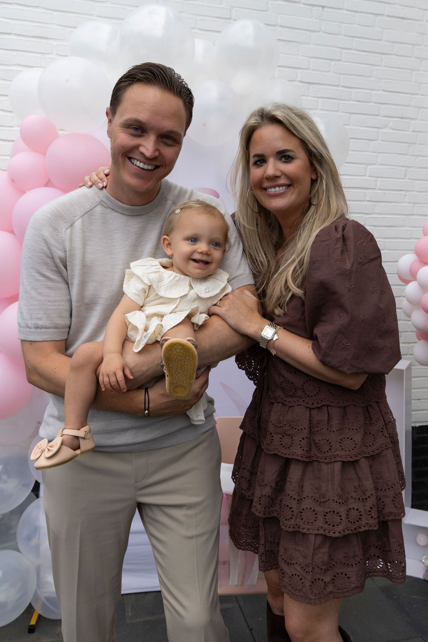 vader, moeder en dochter foto
1 jaarsfeestje