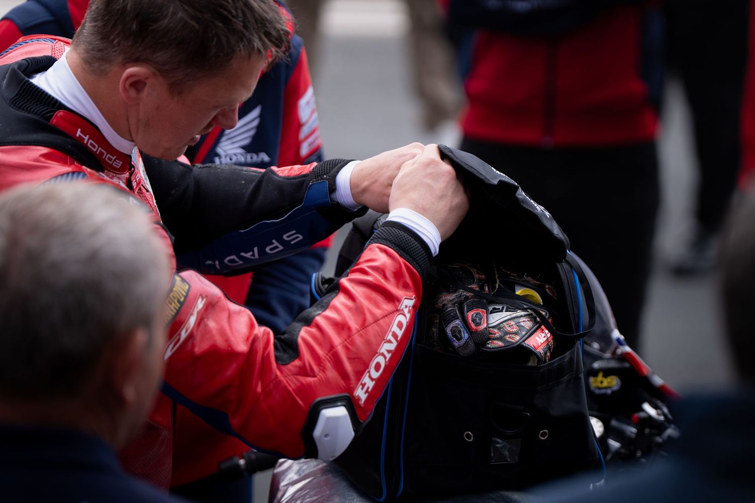 Shropshire sports & automotive photographer. corporate, sponsorship and team coverage throughout UK