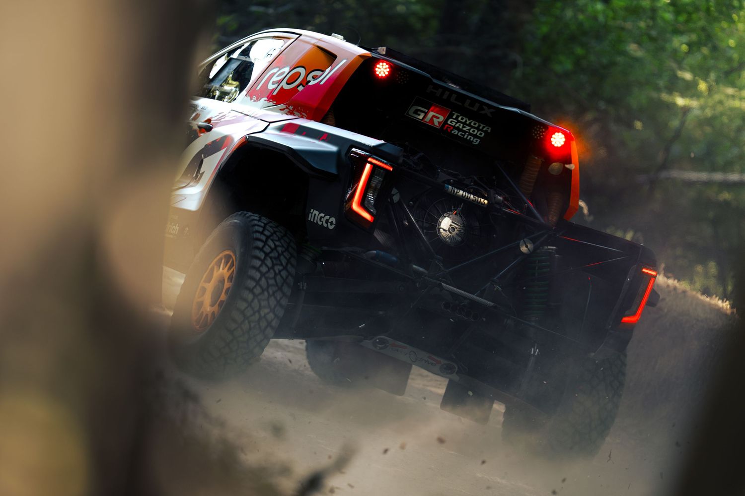 Shropshire based sport & automotive photography.