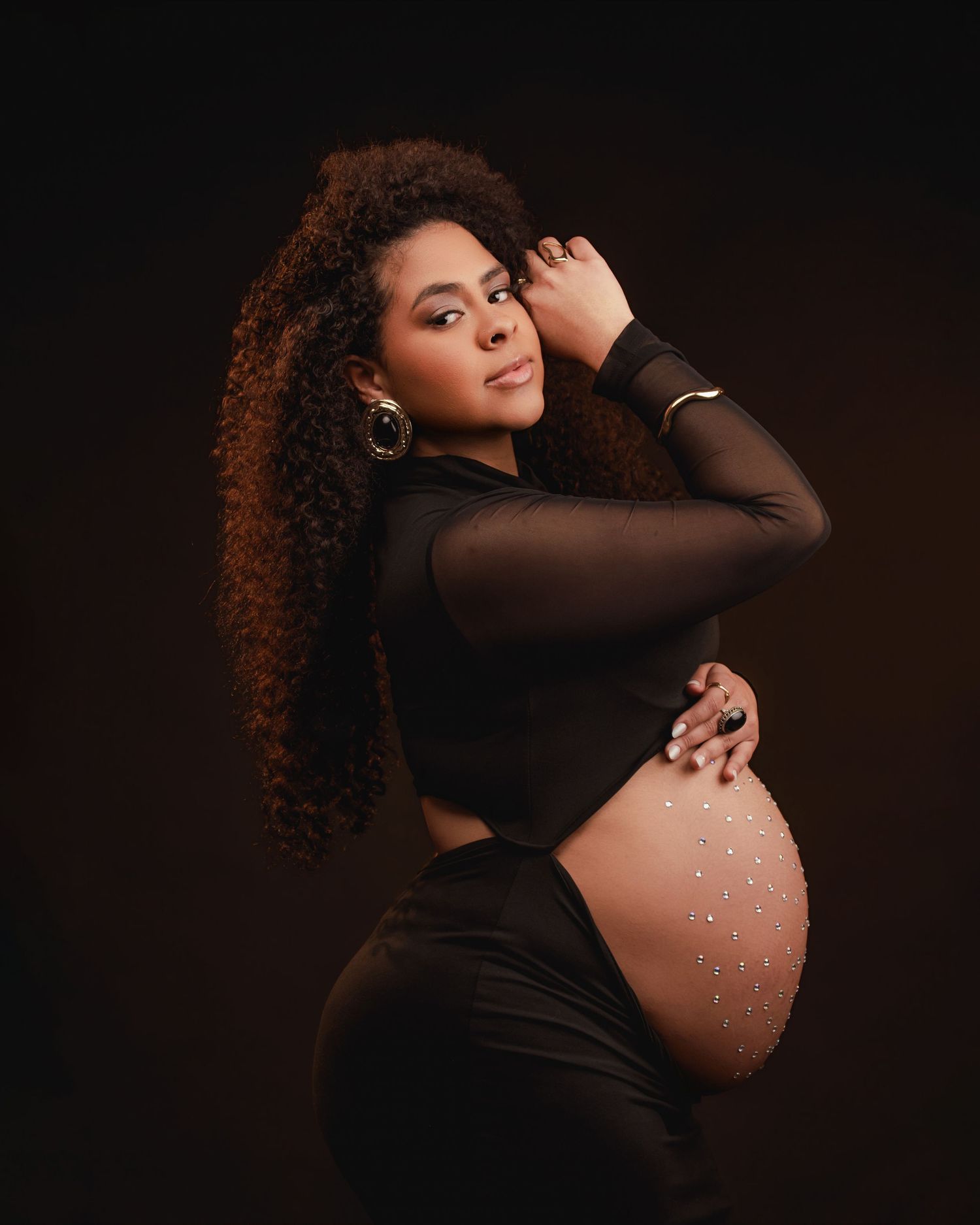 Retrato artístico de maternidade com curadoria de imagem em Ílhavo por Rita Teixeira.