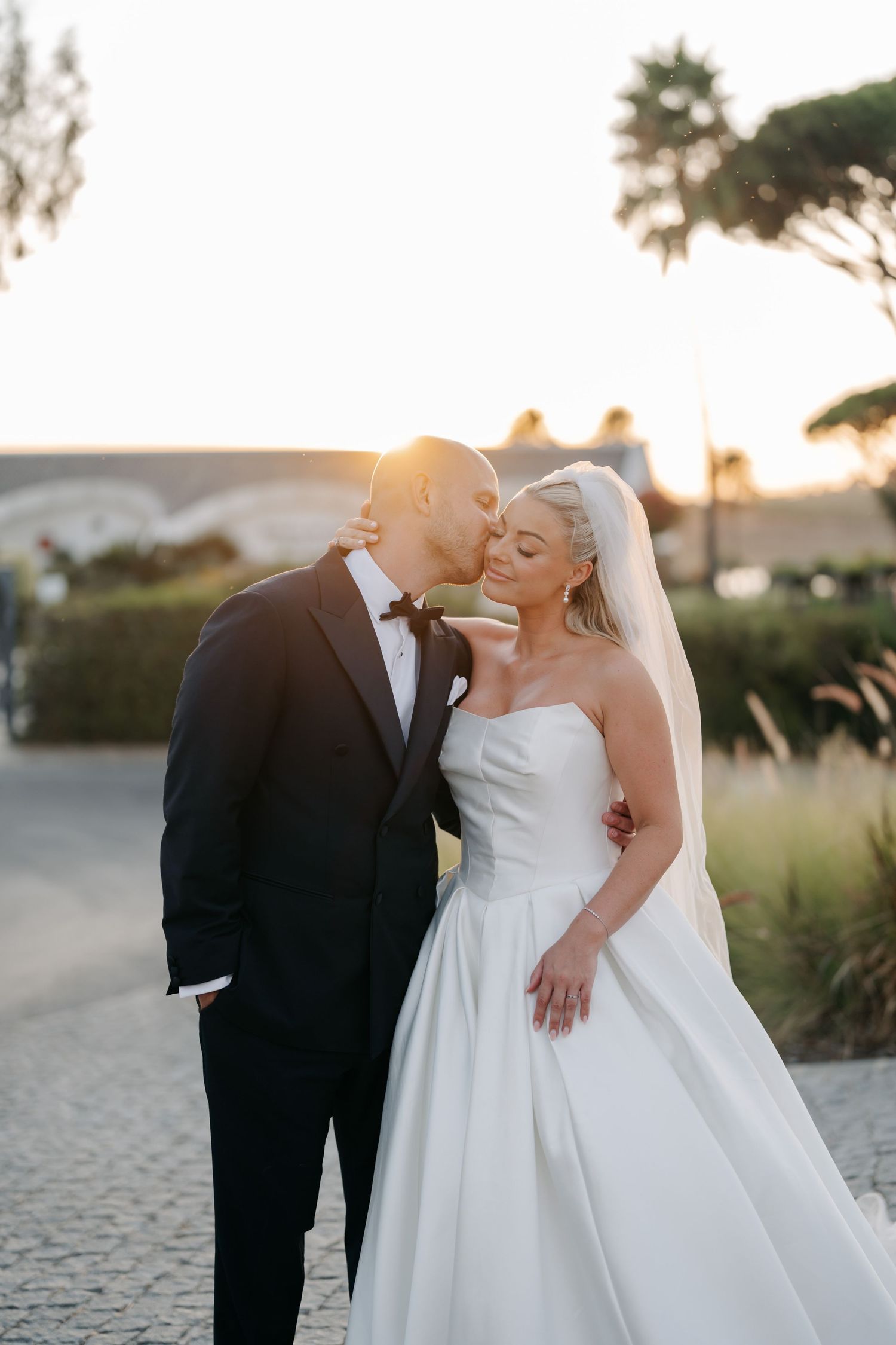 bride and groom portrait