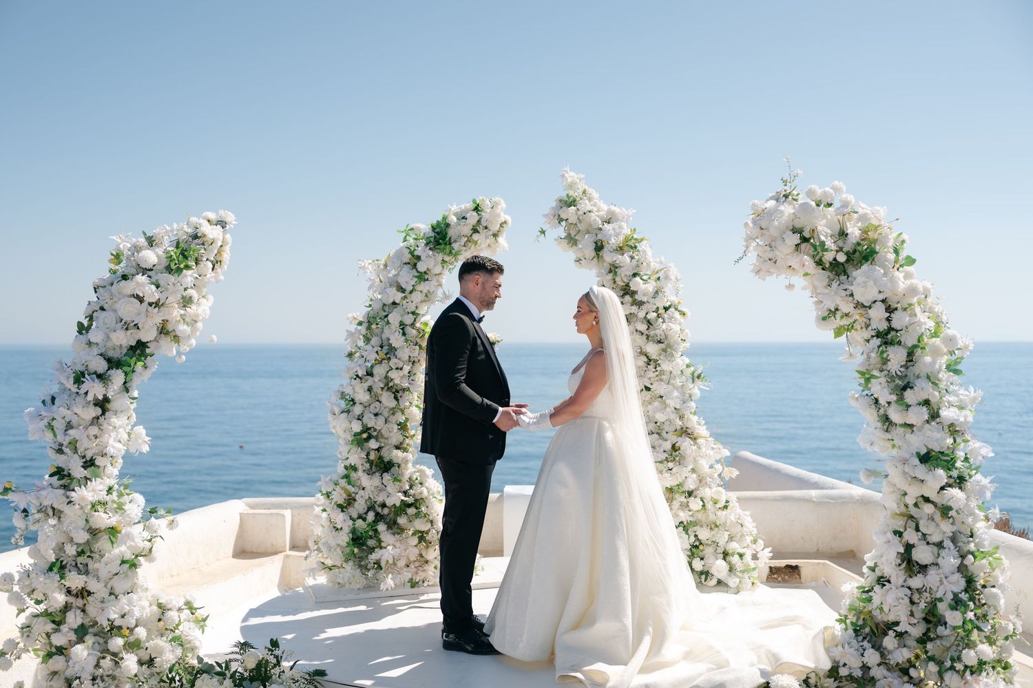 emotional ceremony wedding moment