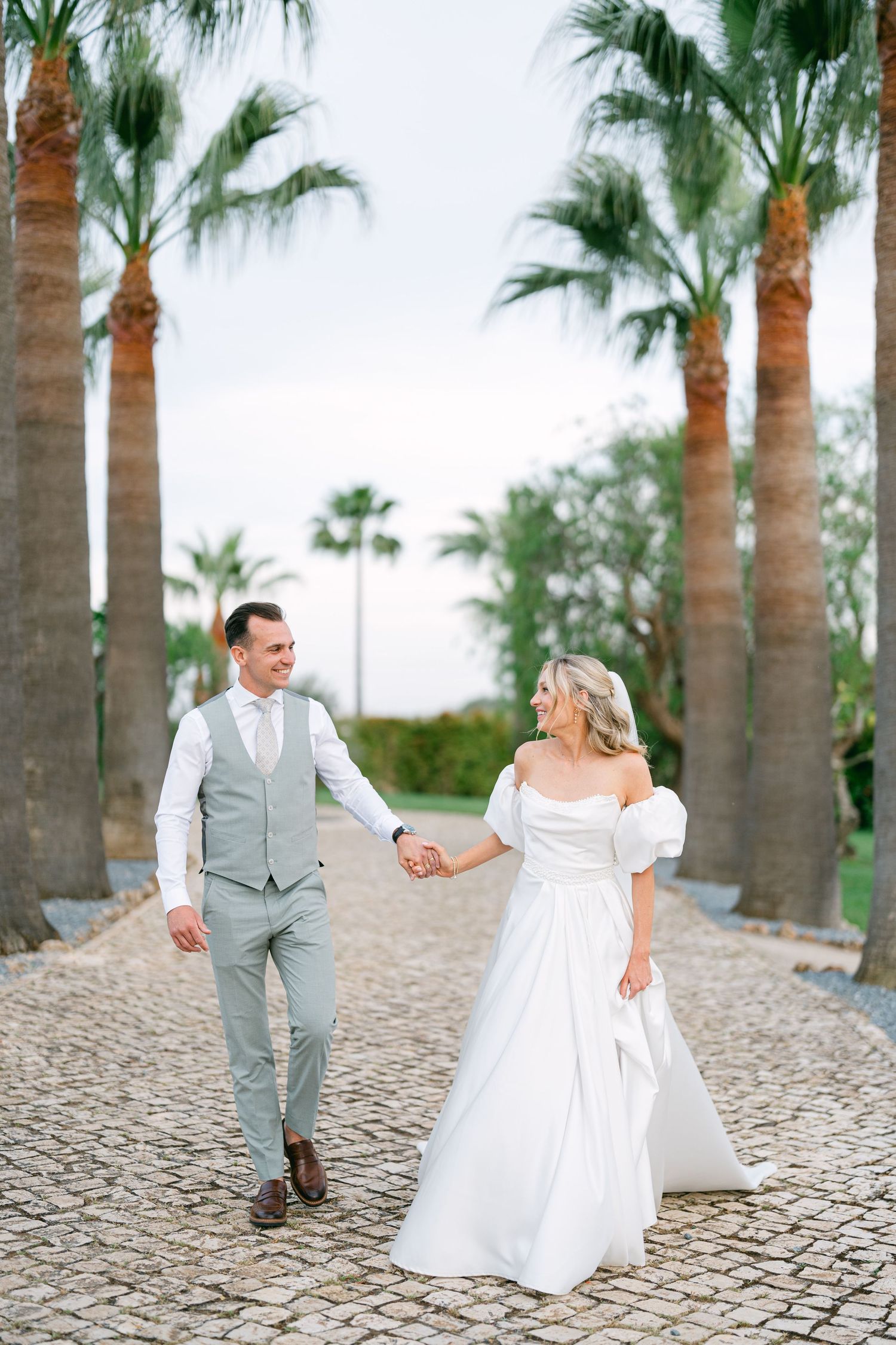 elegant wedding couple portrait