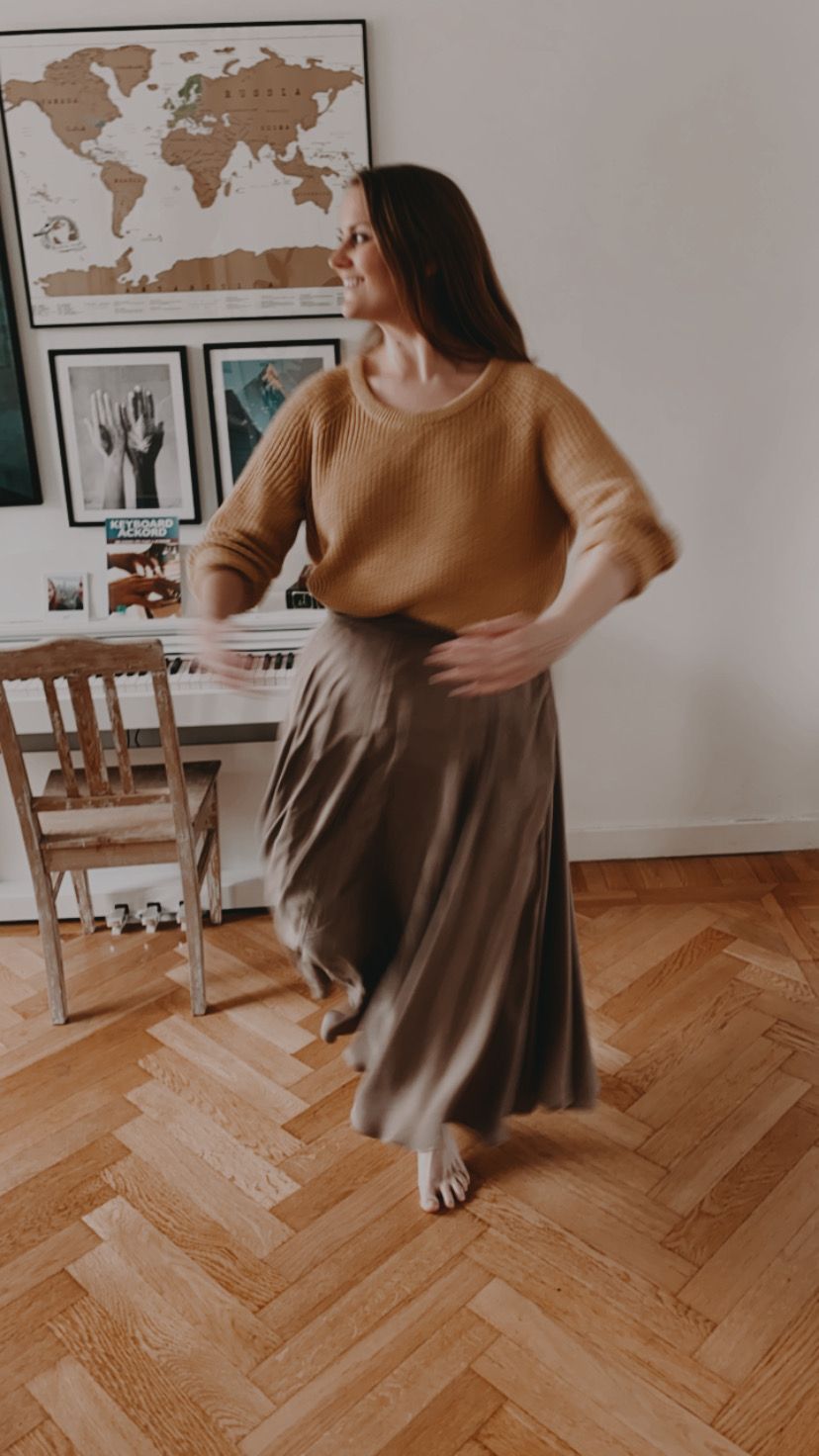 Footgraf Rebecca Nordin som dansar.