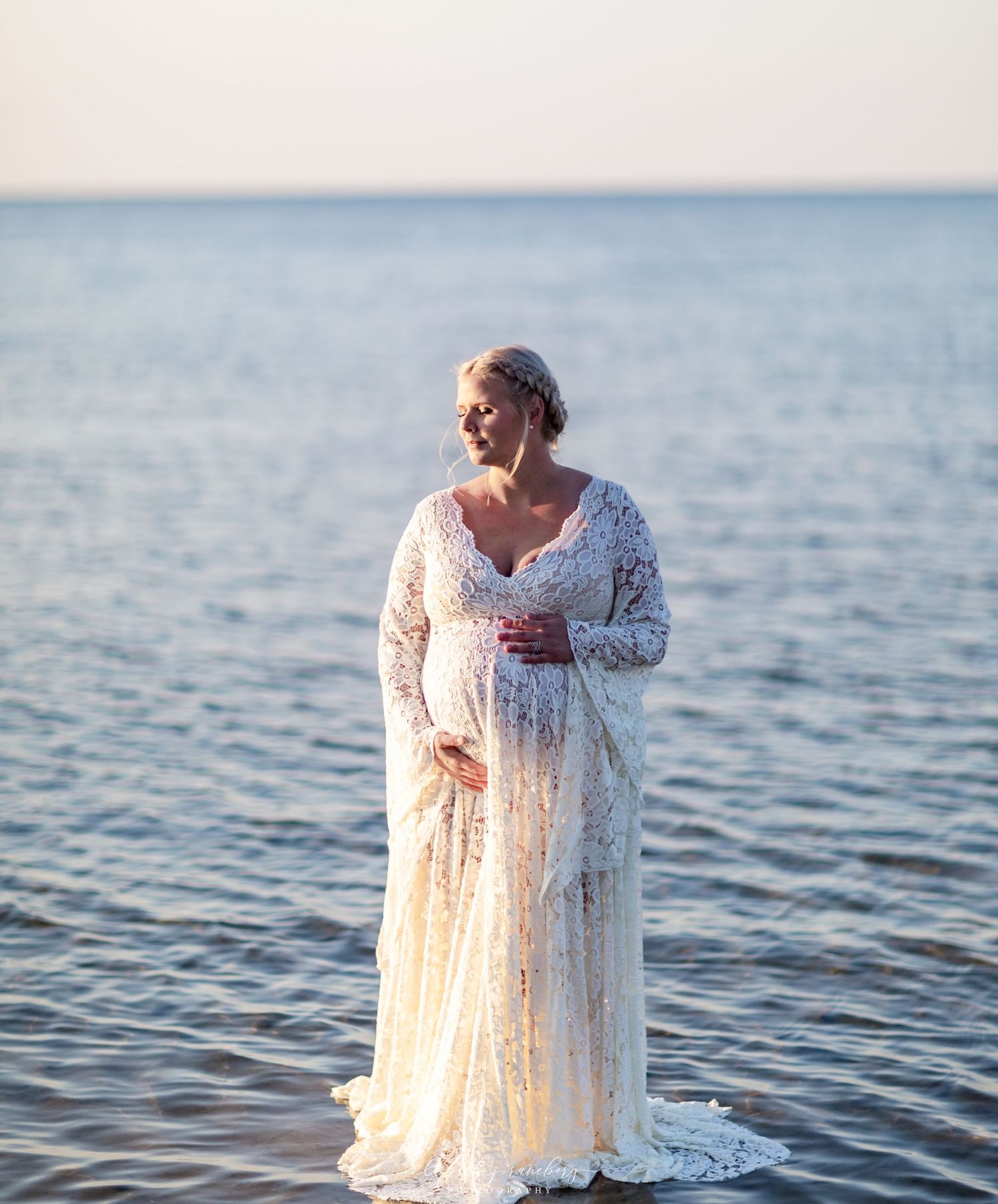 Gravidfotografering vid havet