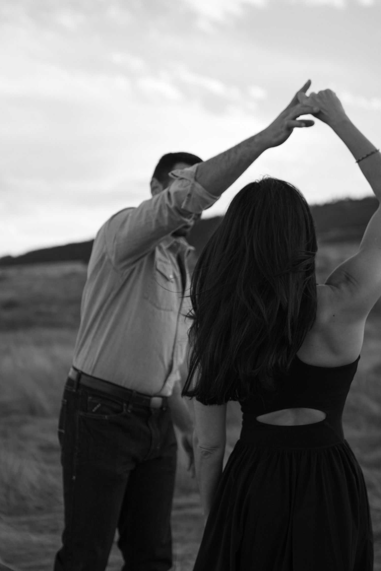 Romantic outdoor couples photos in Denver Colorado