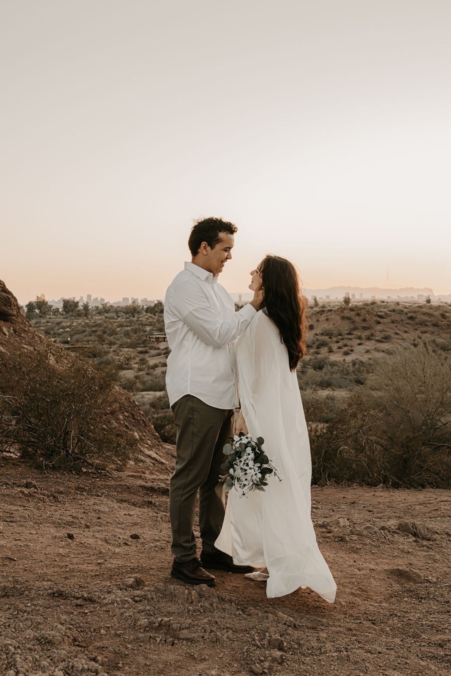 Goodyear Arizona desert photographer capturing romantic portraits surrounded by beautiful Southwest scenery.