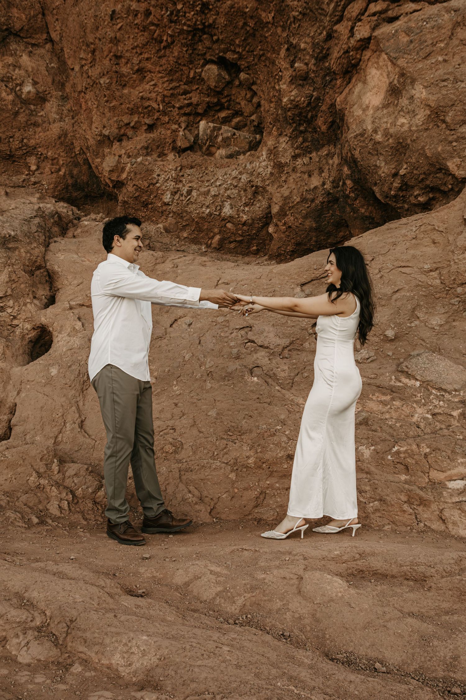 Buckeye Arizona photography featuring warm desert landscapes, natural light and authentic storytelling.