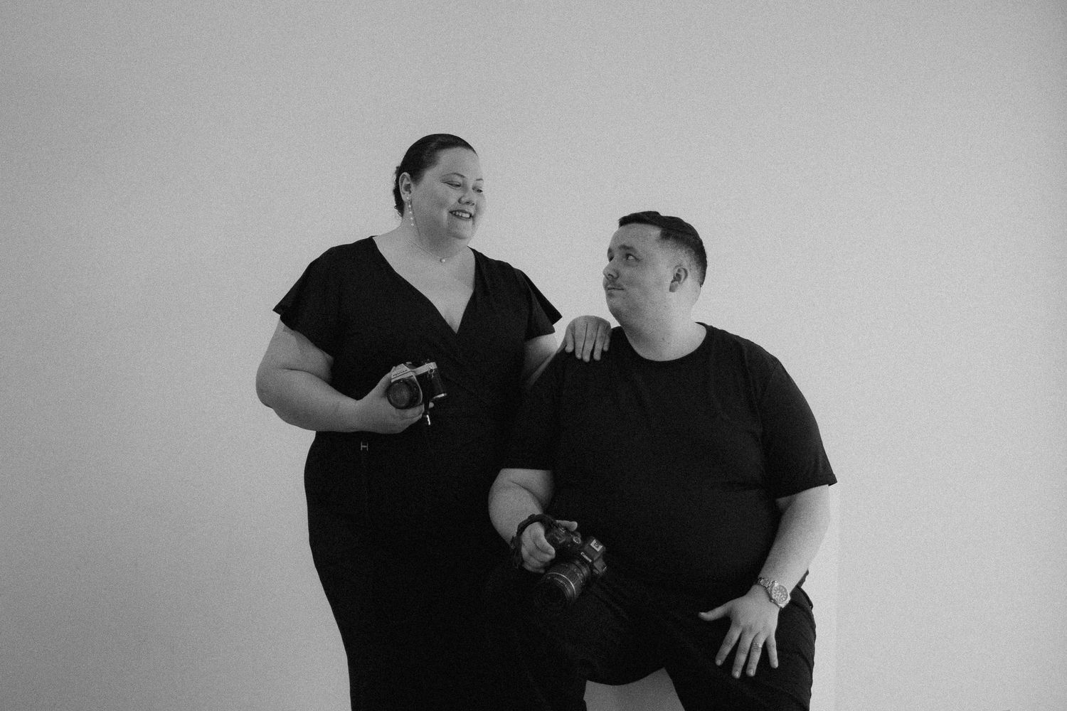 Phoenix Metro photographer capturing genuine connection, meaningful moments and artistic imagery throughout Arizona.