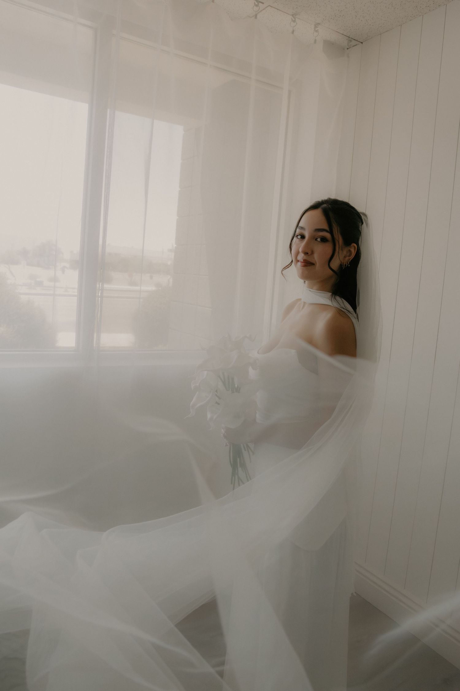 Arizona adventure elopement photography featuring authentic connection, natural landscapes and timeless storytelling.