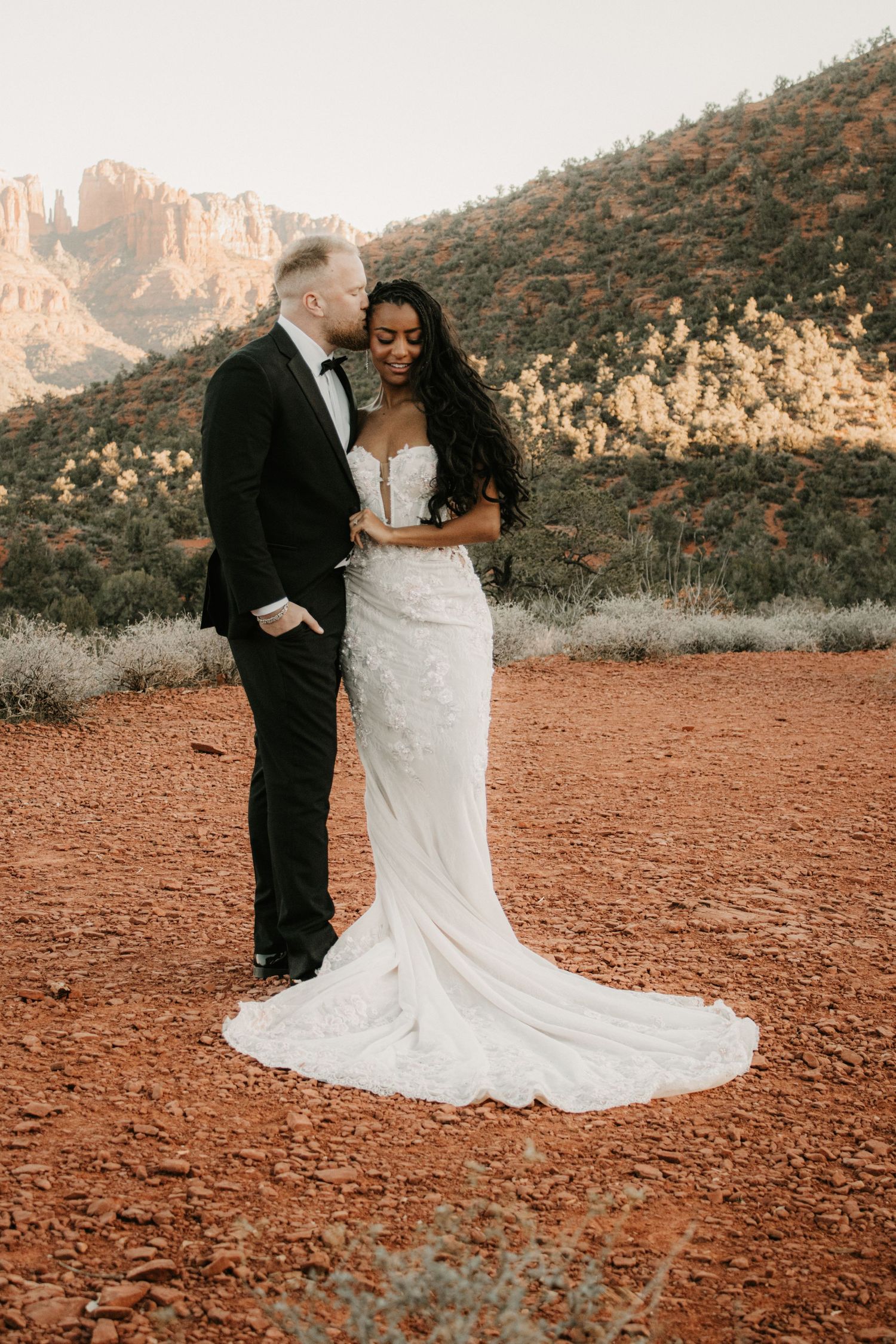 Goodyear Arizona wedding photographer capturing romantic newlywed portraits, candid celebrations and timeless wedding memories.