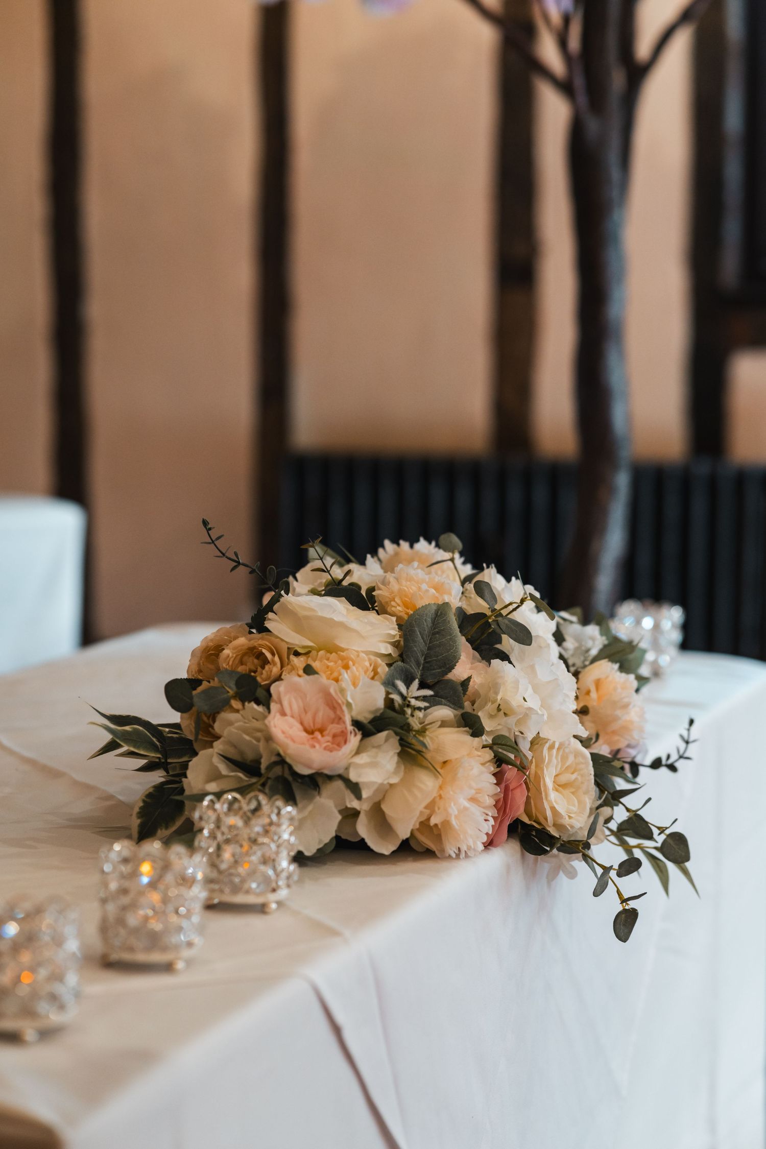 The Tithe Barn Bedford, captured by a UK London wedding photographer @lyfphotos