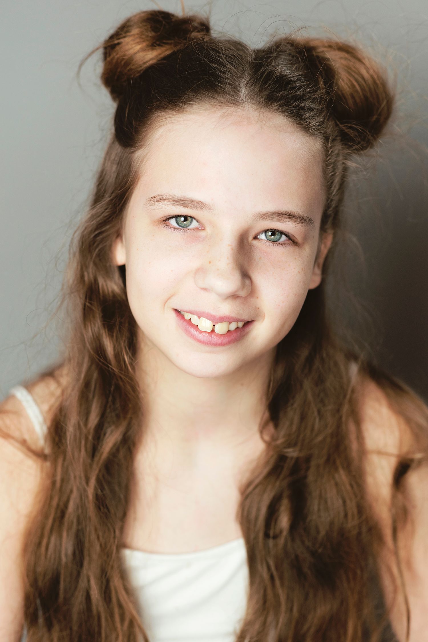 Headshot of child actress