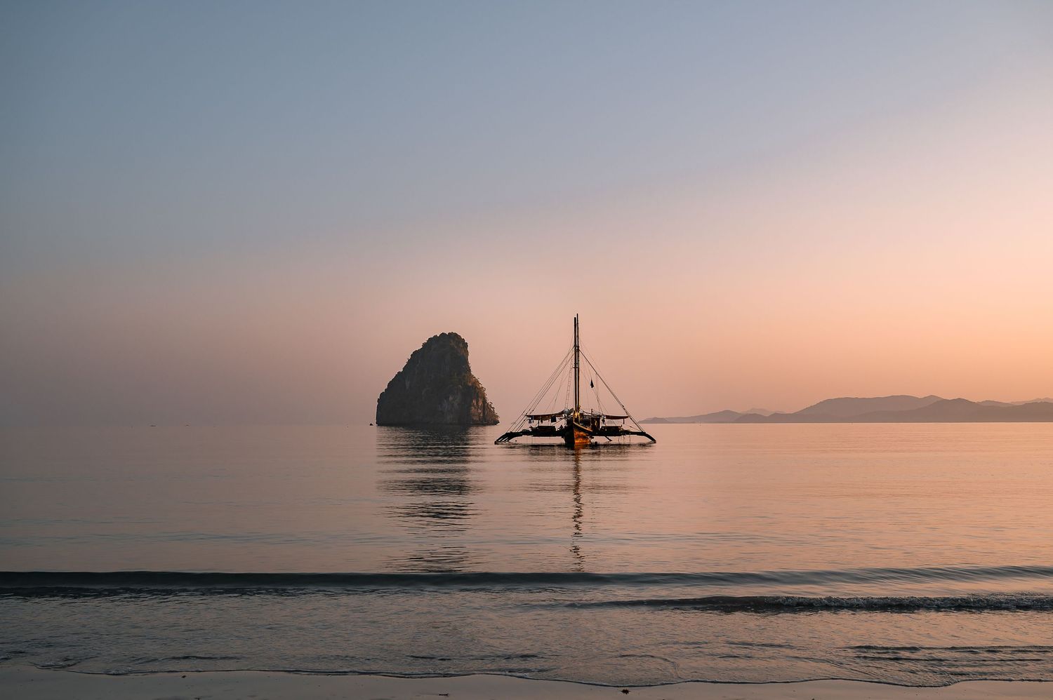 Vancouver Island Photographer.  Travel photo of a traditional sailboat in the Philippines.