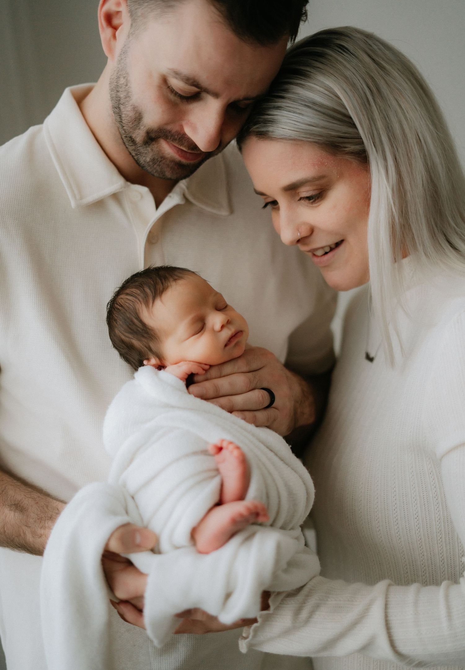 Elegant maternity shoot styled by April Harvey Photography in Torquay Devon