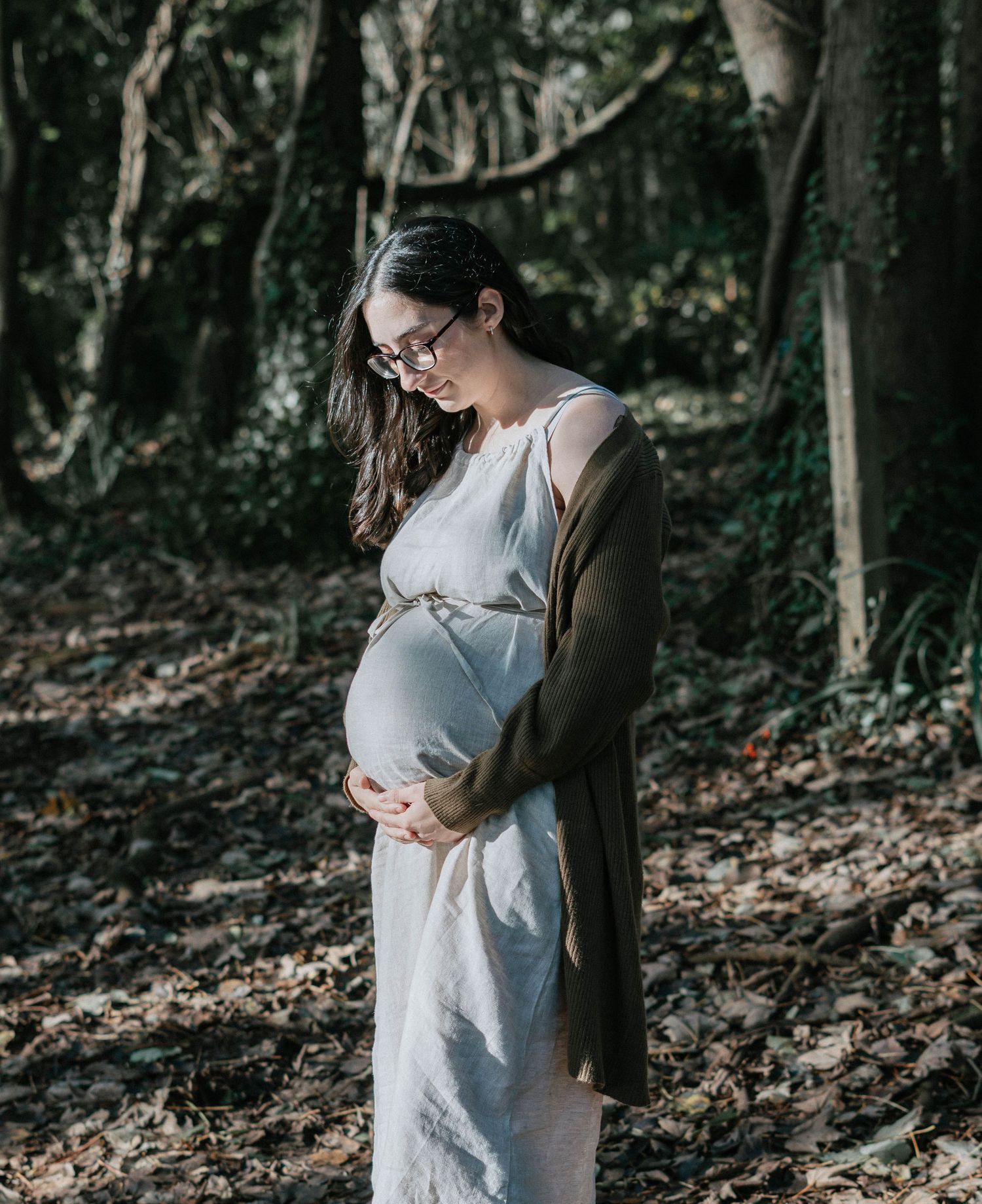 Torquay maternity and newborn photography Brixham Fishcombe cove