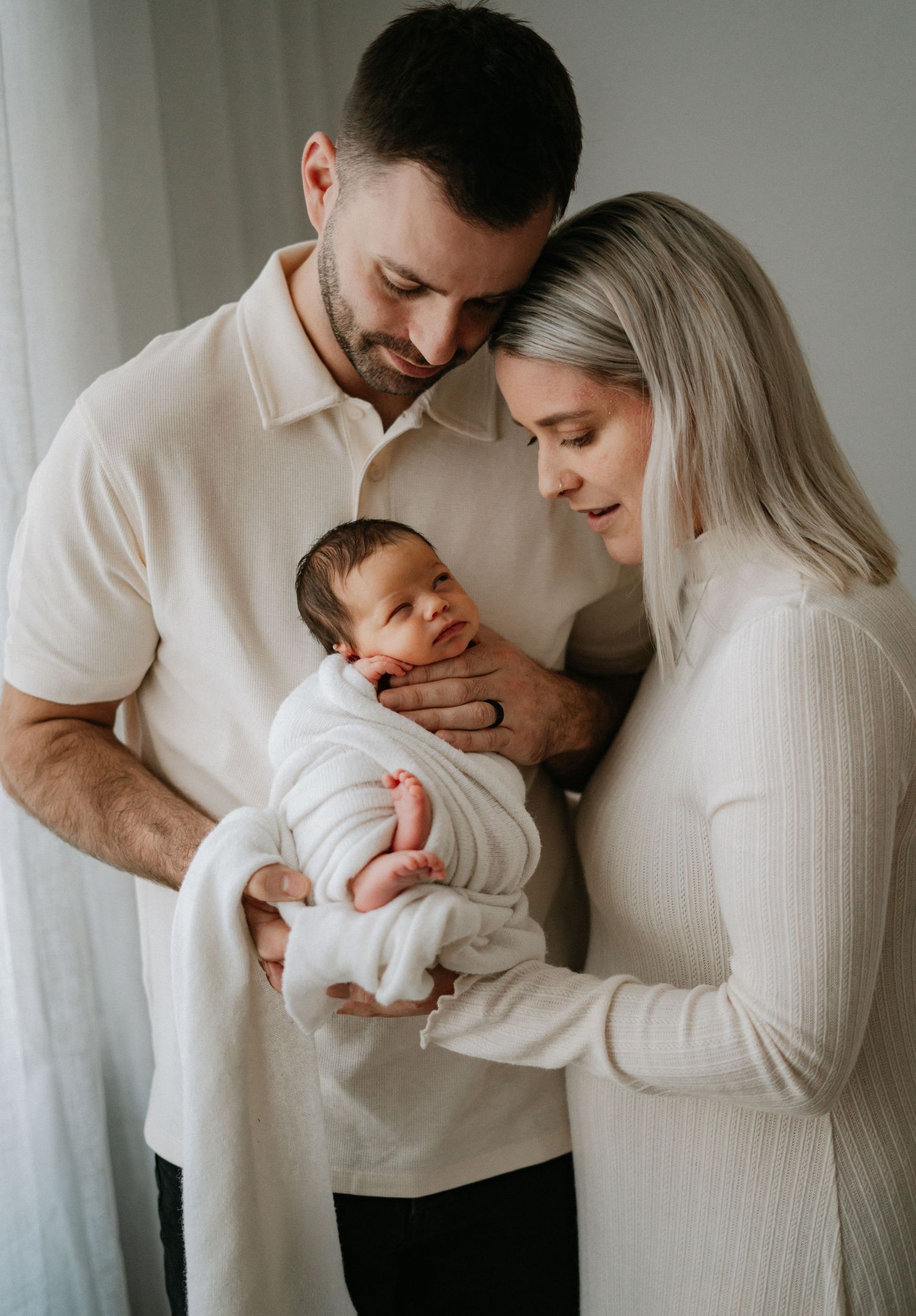 Devon-based photography specializing in timeless newborn, maternity, and family sessions. Capturing life's most precious moments in a relax