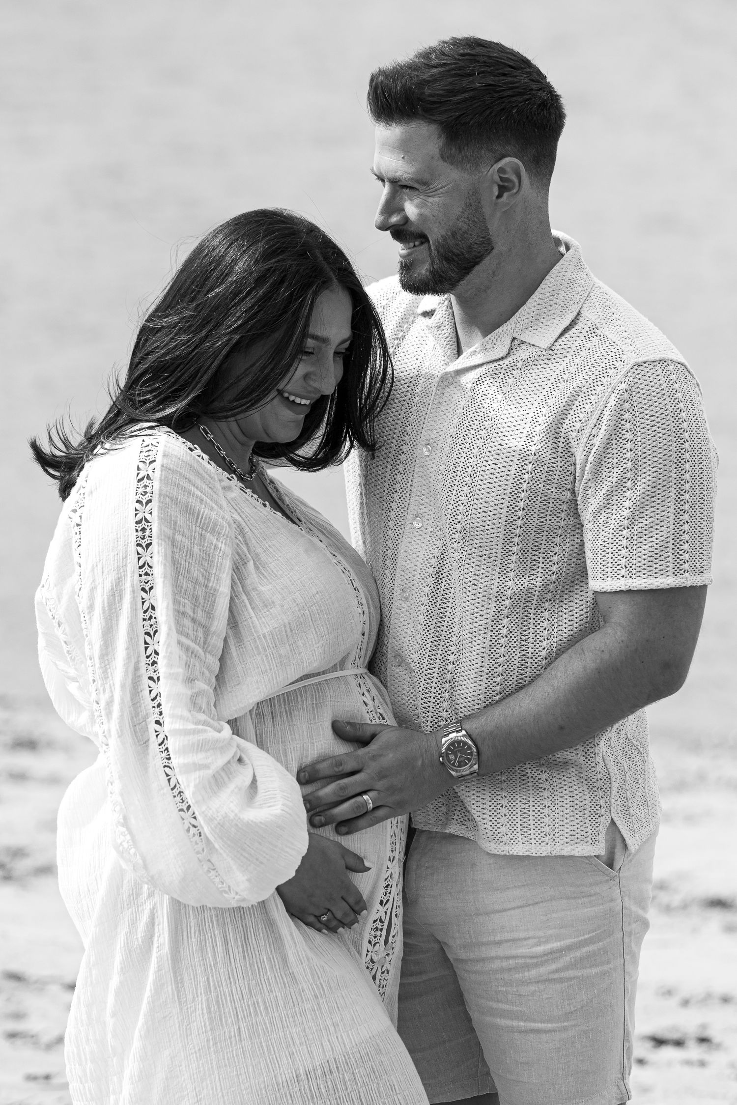 black and white maternity shoot in Exmouth Devon capturing images that last a lifetime