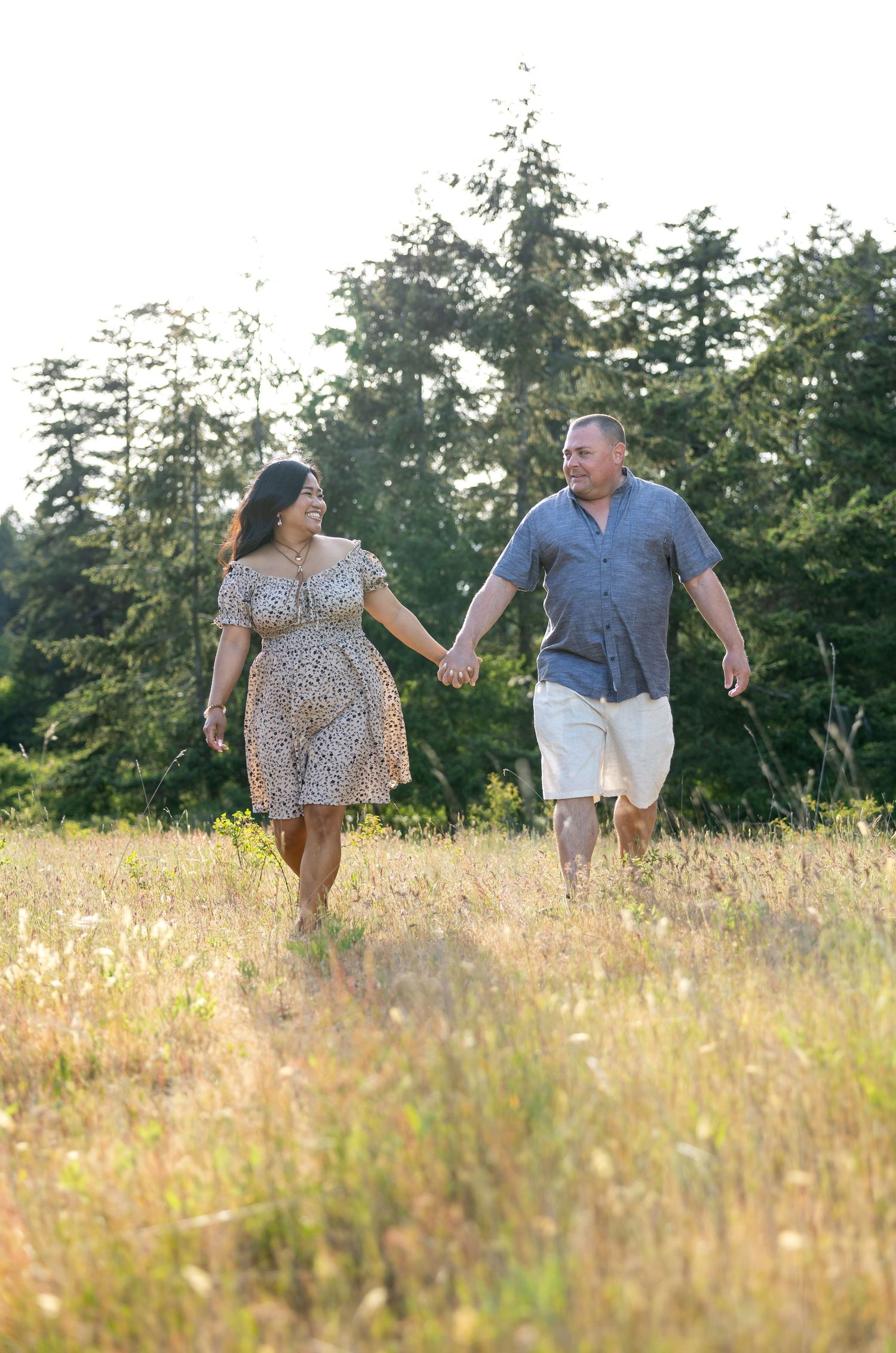 Couples photography near Parksville, Vancouver Island, British Columbia.