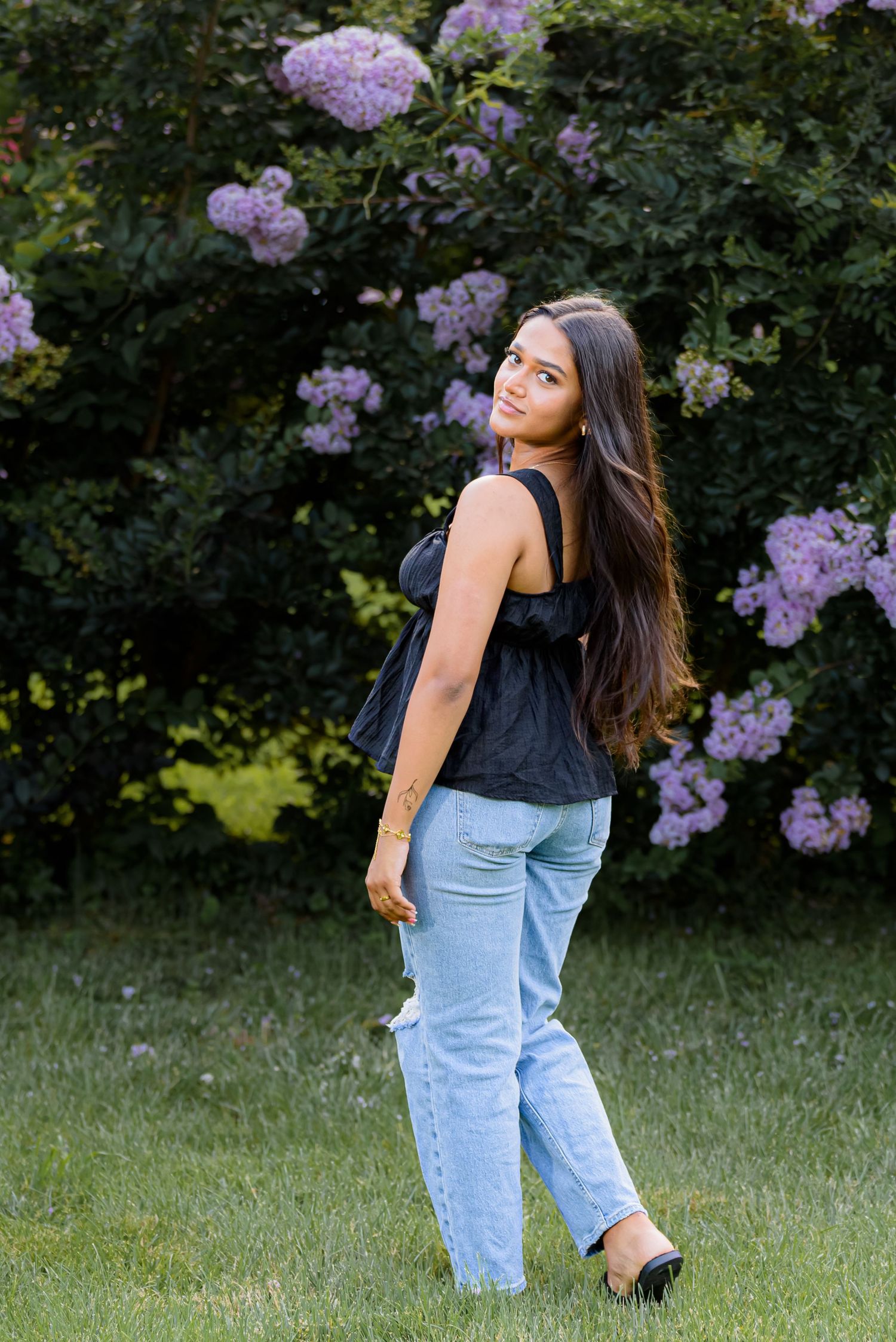 High school senior portraits photoshoot. Backyard photos by the side of pool in Mount Laurel, NJ.