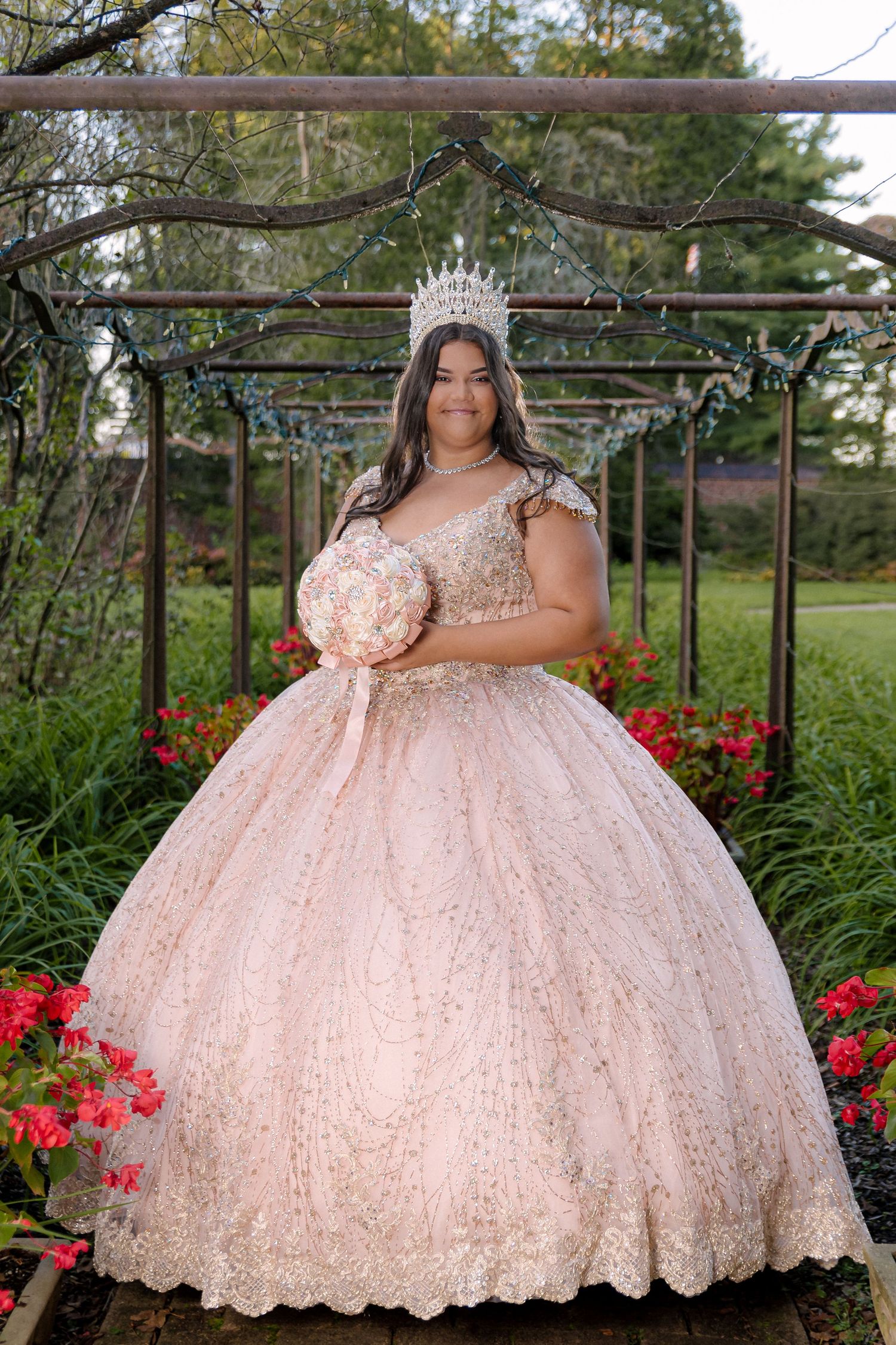 Quinceanera (Quinceañera) pre-event portrait photoshoot at the Historic Smithville Park, Eastampton, NJ.