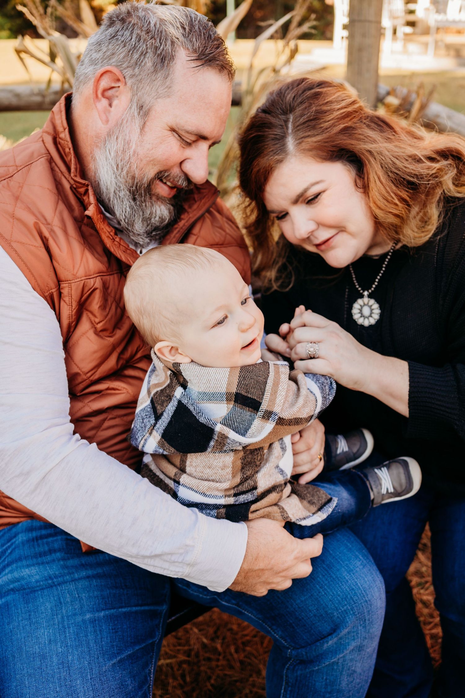 best family photographer in Northwest Arkansas. Rogers Arkansas Family Portraits. Maternity and Motherhood Photography Bentonville Arkansas