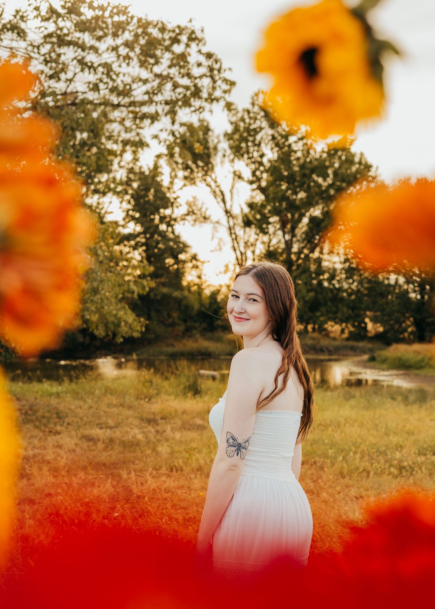 Northwest Arkansas Best Senior Photographer Session in Bentonville Arkansas by Crystal Bridges. Best Photographer in Bentonville. Rogers AR