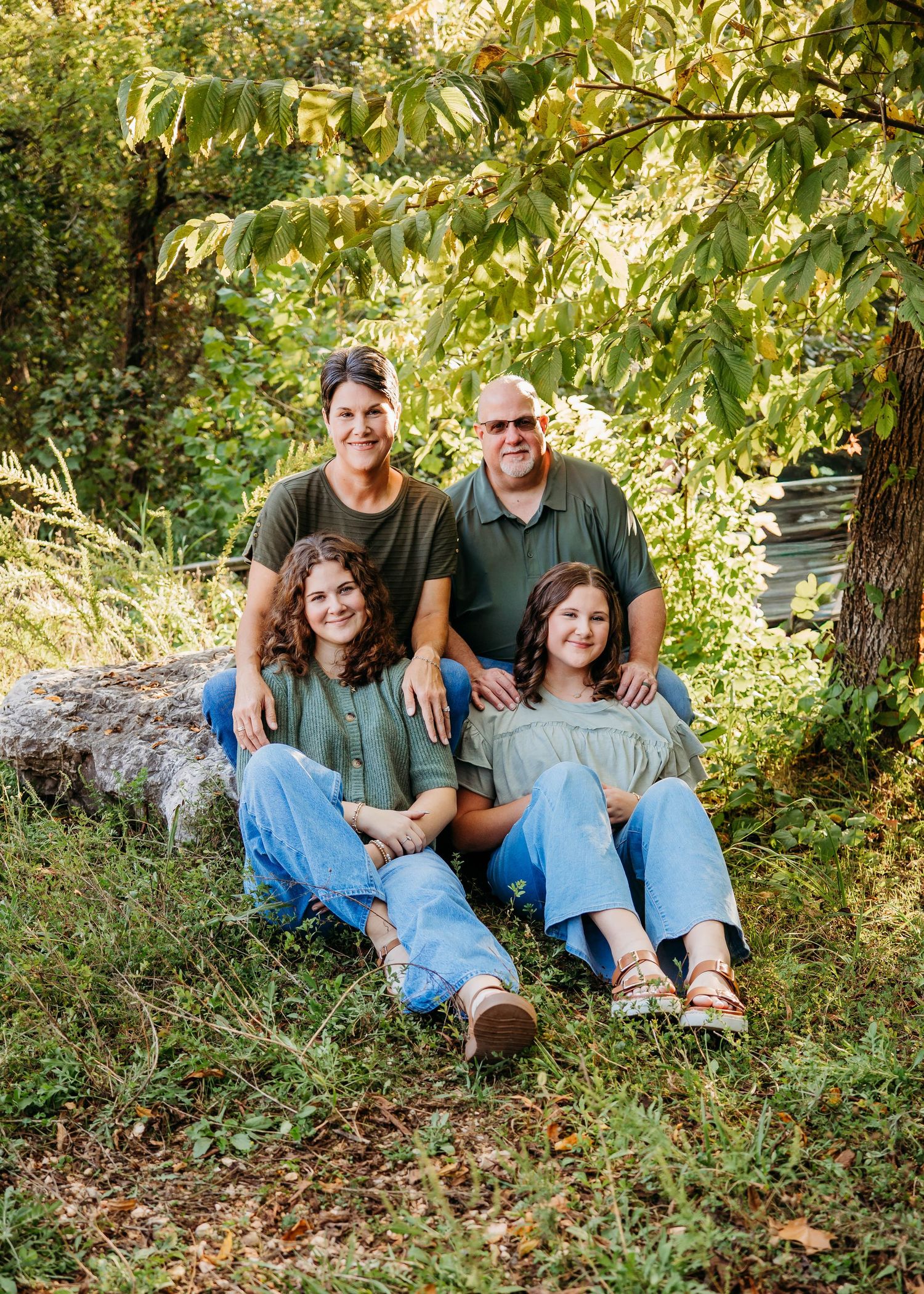 best family photographer in Northwest Arkansas. Rogers Arkansas Family Portraits. Maternity and Motherhood Photography Bentonville Arkansas