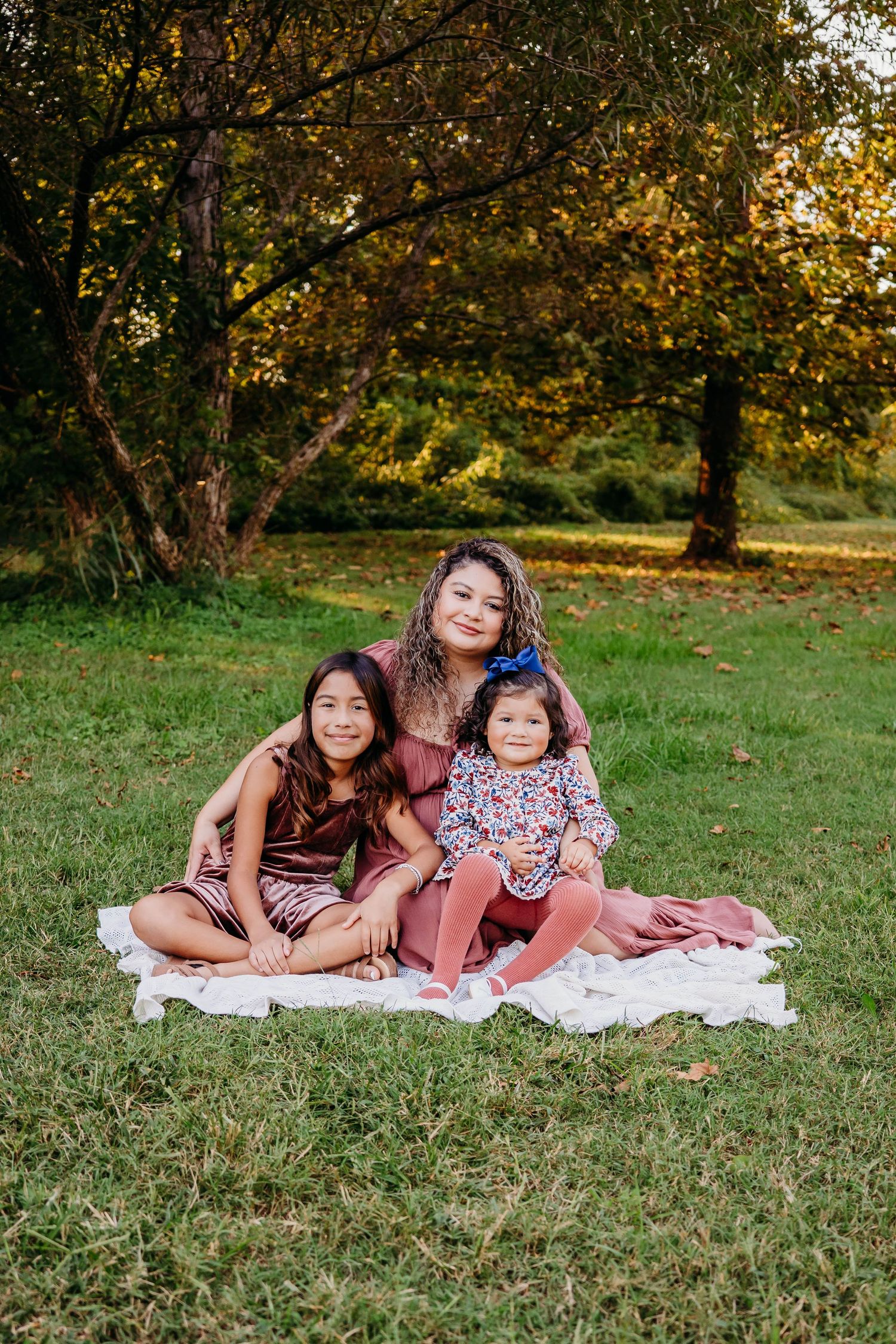 best family photographer in Northwest Arkansas. Rogers Arkansas Family Portraits. Maternity and Motherhood Photography Bentonville Arkansas