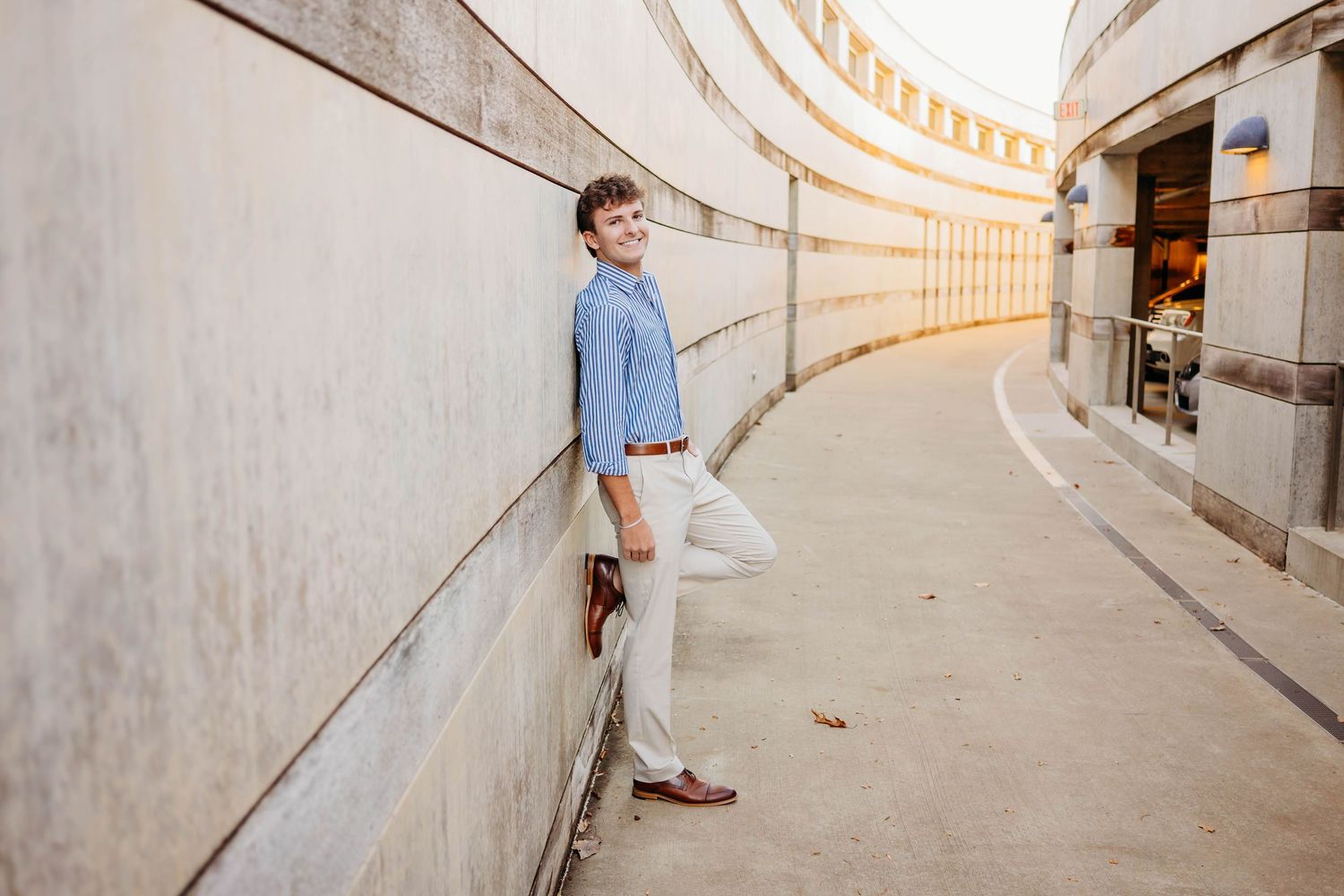 Northwest Arkansas Best Senior Photographer Session in Bentonville Arkansas by Crystal Bridges. Best Photographer in Bentonville. Rogers AR
