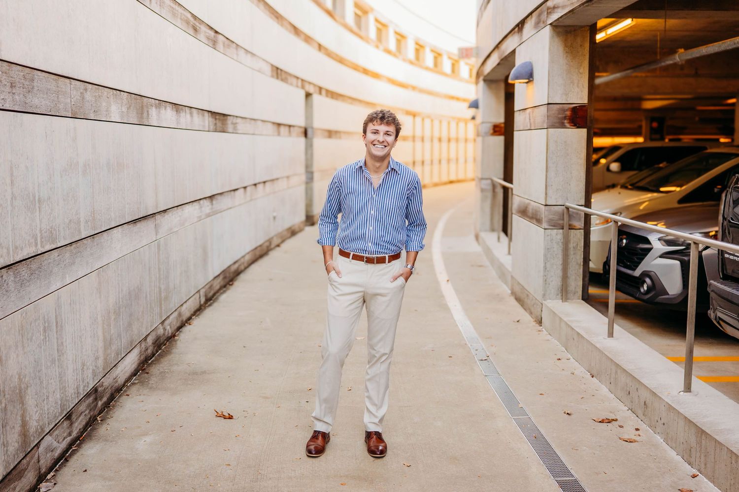 stunning Rogers High School Senior Session at Crystal Bridges in Bentonville Arkansas by the best senior photographer Bentonville arkansas