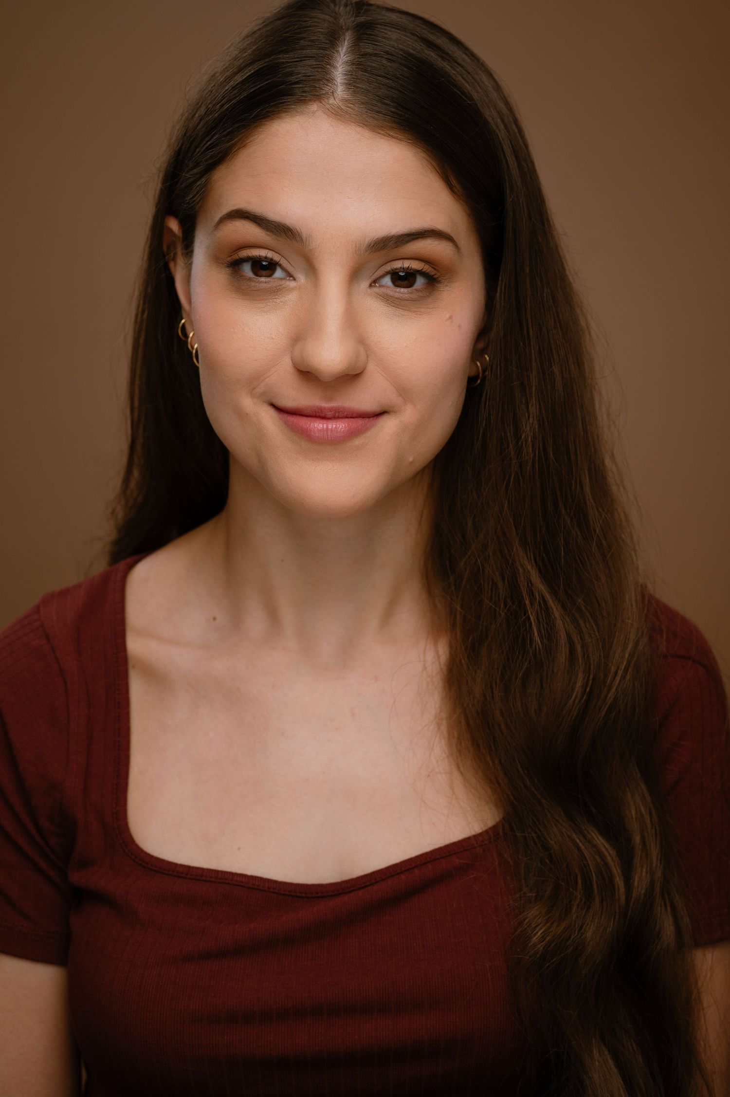 Ana de Mello Headshot