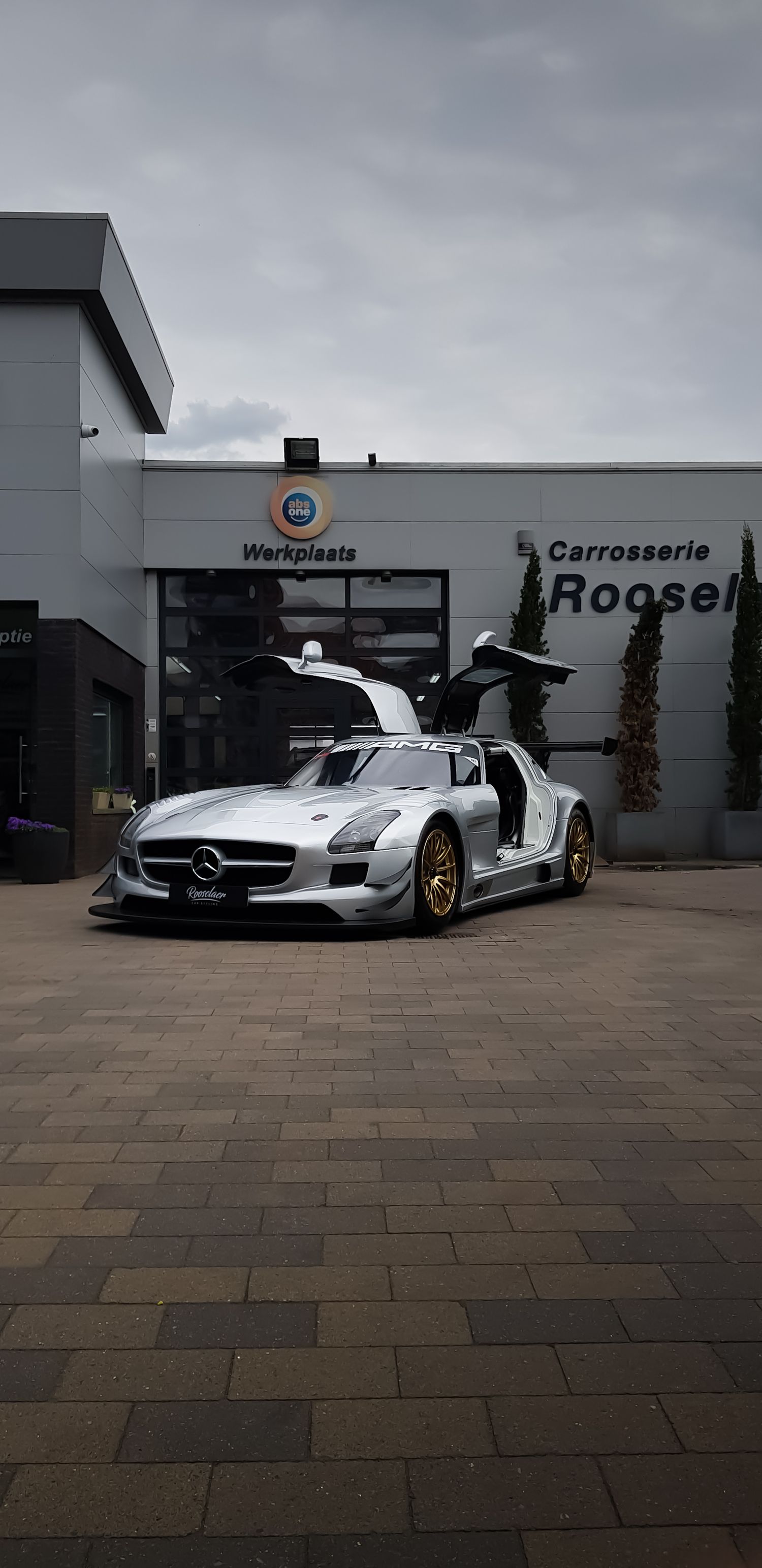 Mercedes amg sls gt3 shot by willemvcarshots