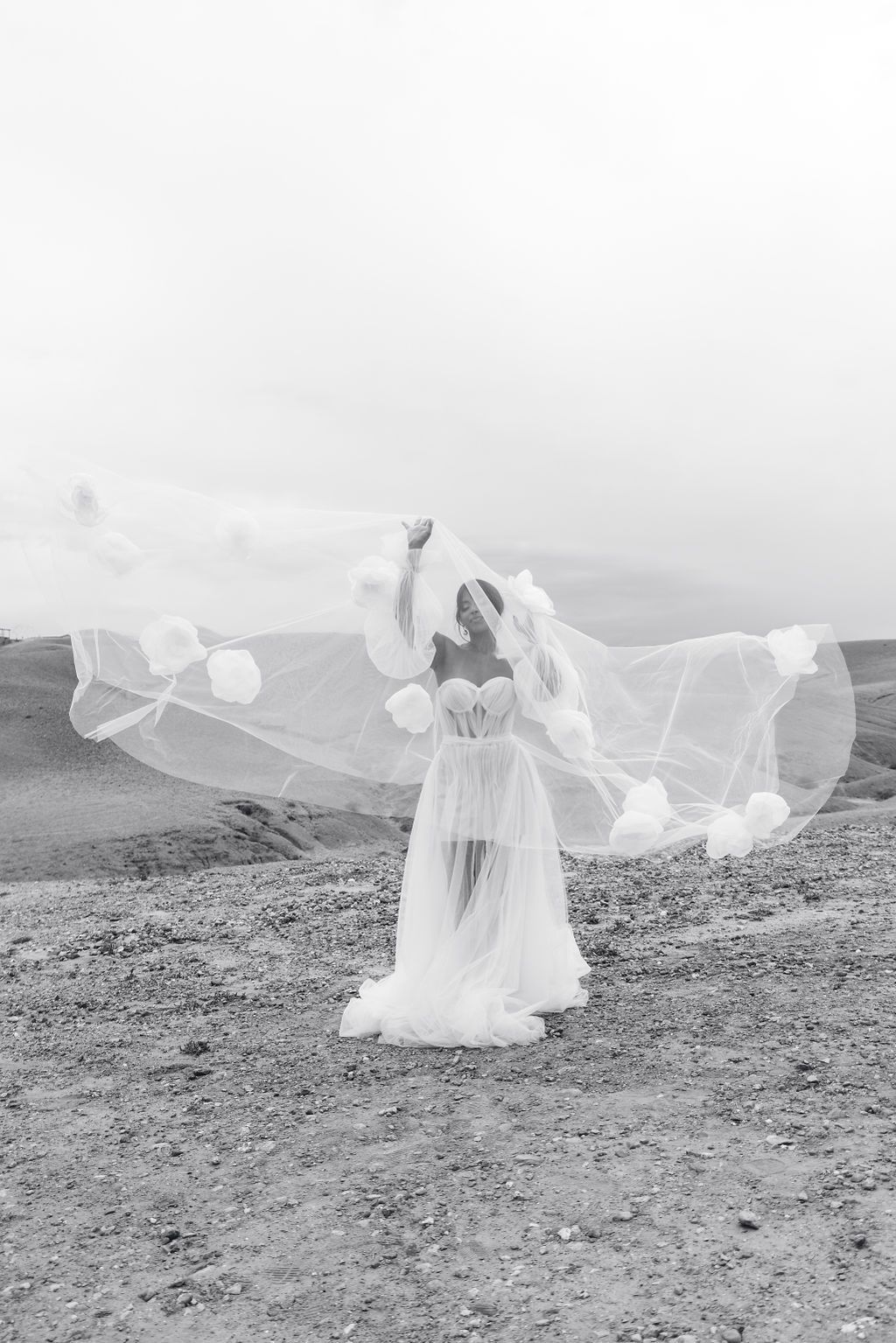 Editorial bride portraits at Alkamar Camp, Morocco.