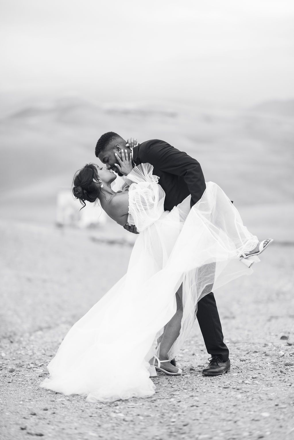 Editorial elopement portraits at Alkamar Camp, Morocco.