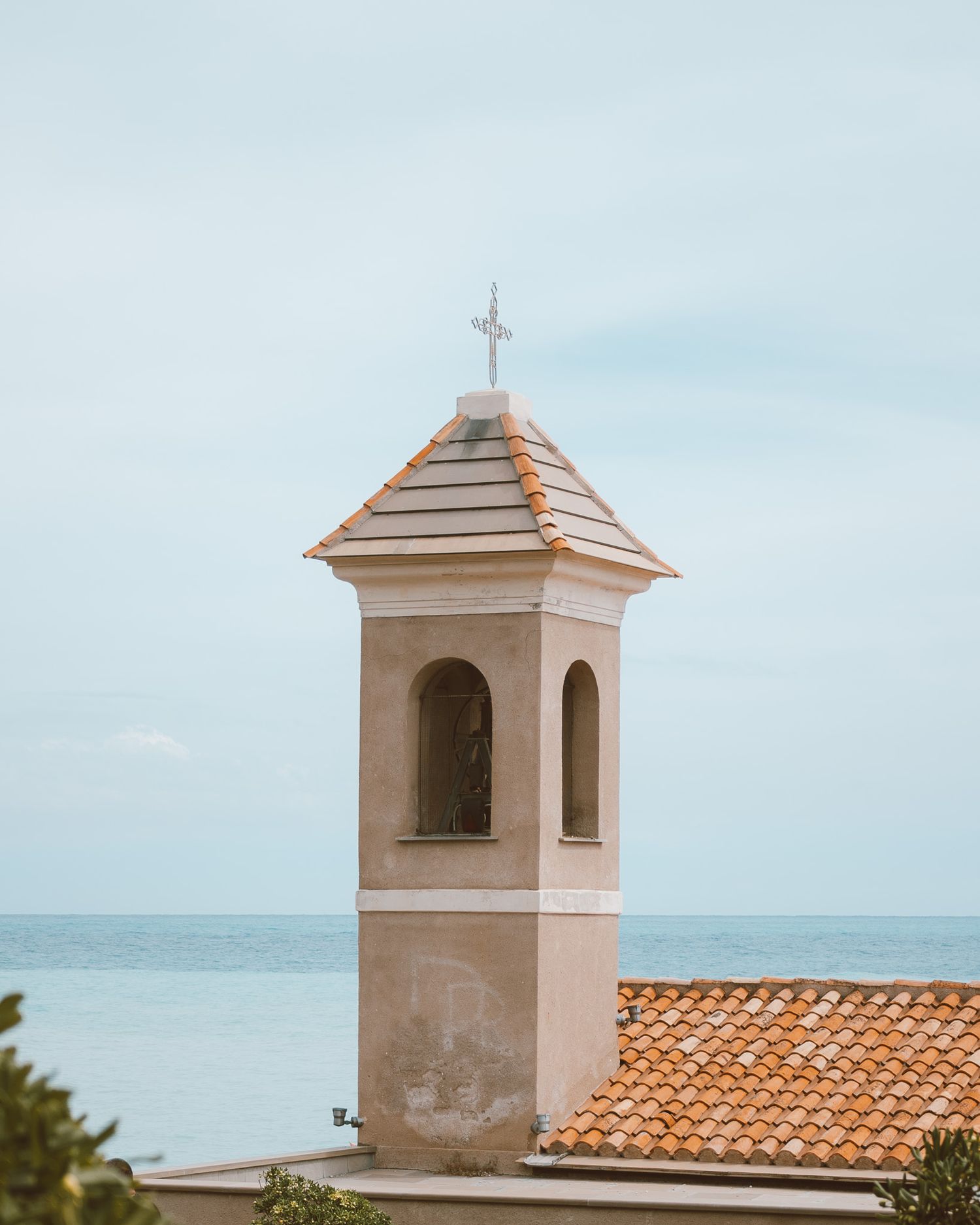 A church photographed against the background of the sea.