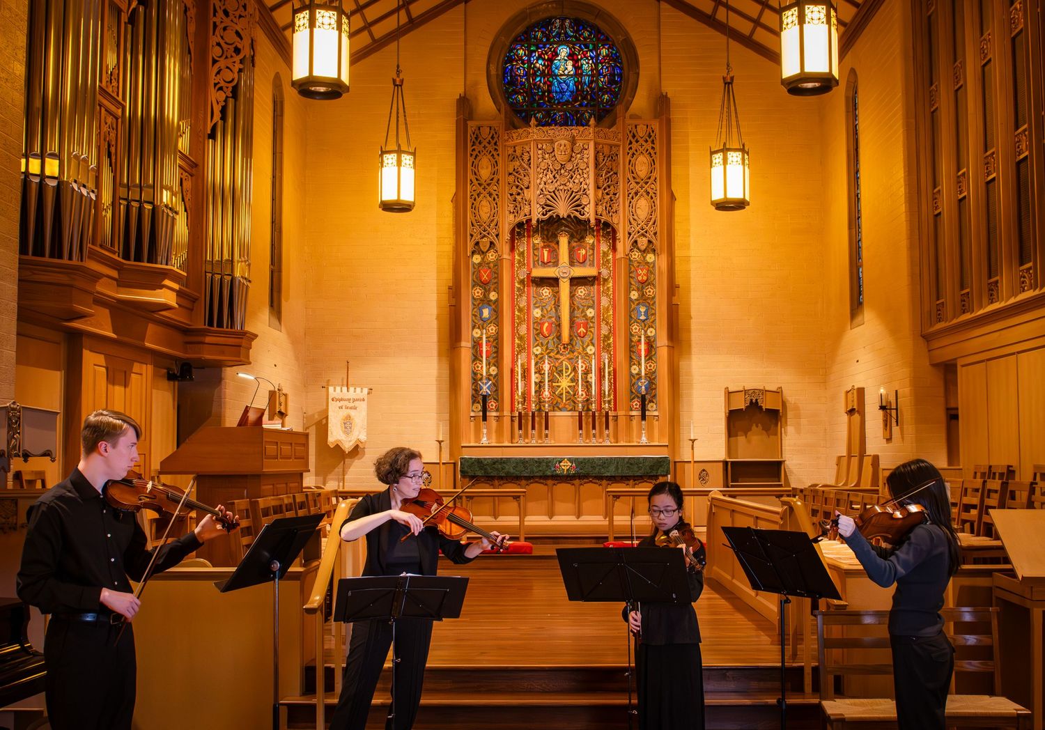 Events from Bellevue to Tacoma — captured with energy, emotion, and intention.