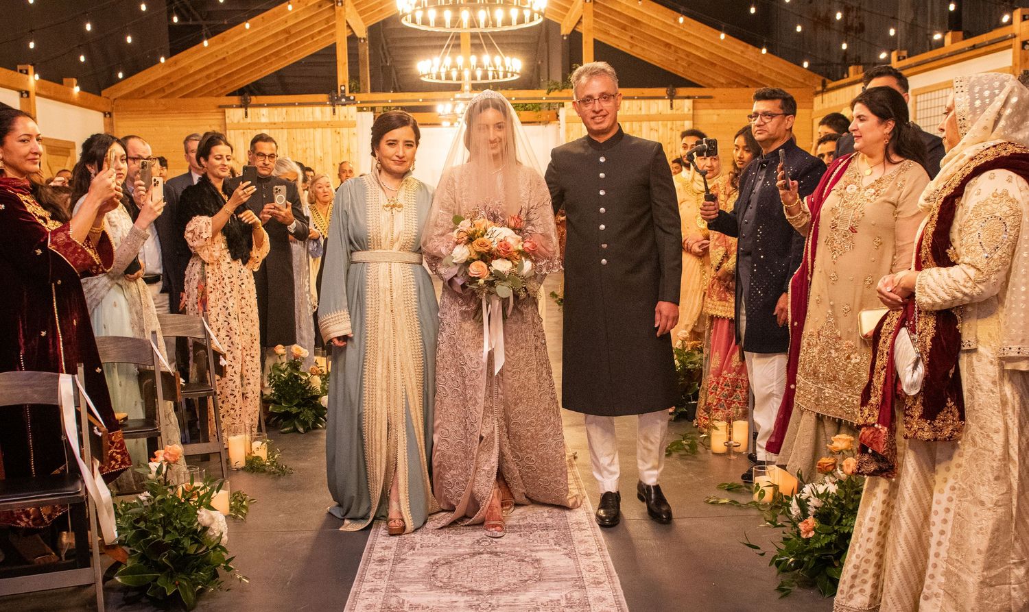Seattle & Bellevue weddings: timeless details, candid moments, and heartfelt emotion.