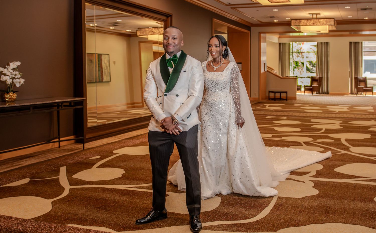 Seattle & Bellevue weddings: timeless details, candid moments, and heartfelt emotion.