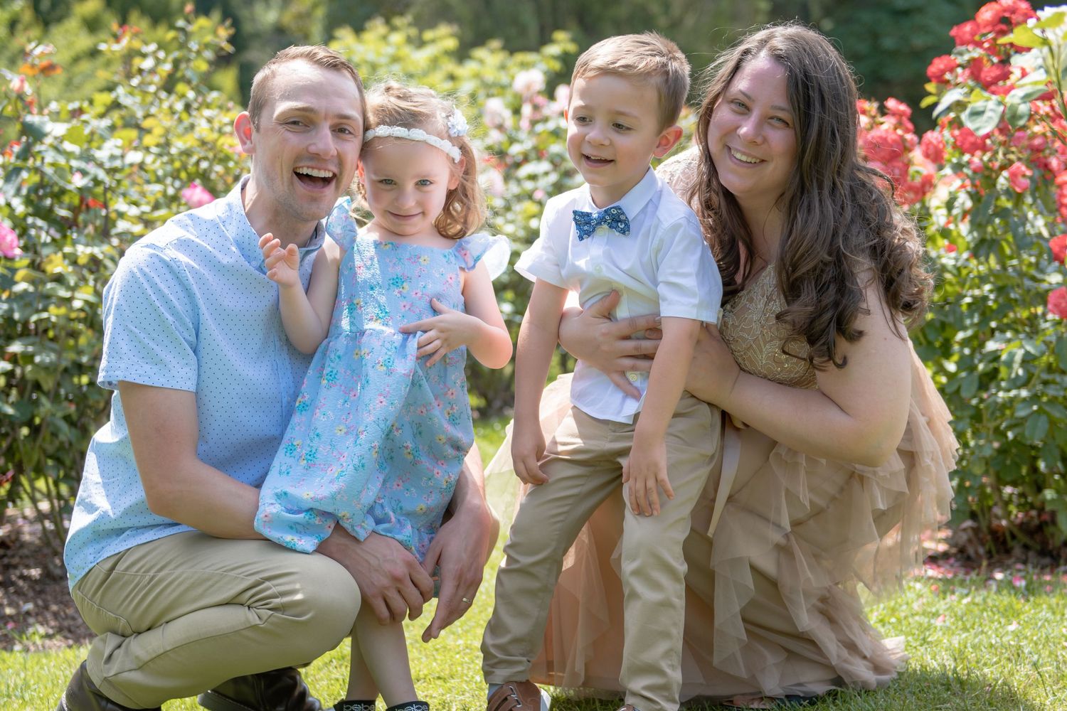 Family moments from Bellevue to Tacoma — honest, warm, and truly yours.