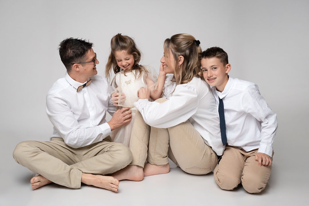 Shooting studio en famille dans le Jura