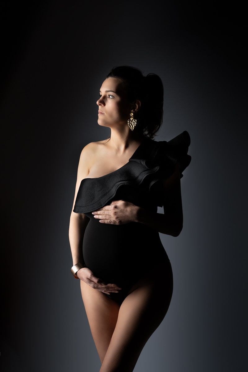 séance photo grossesse Champagnole portrait artistique femme enceinte