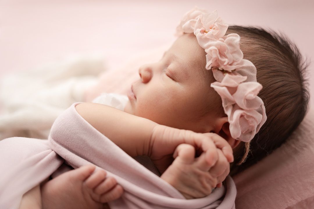 Portrait bébé artistique studio Jura Champagnole