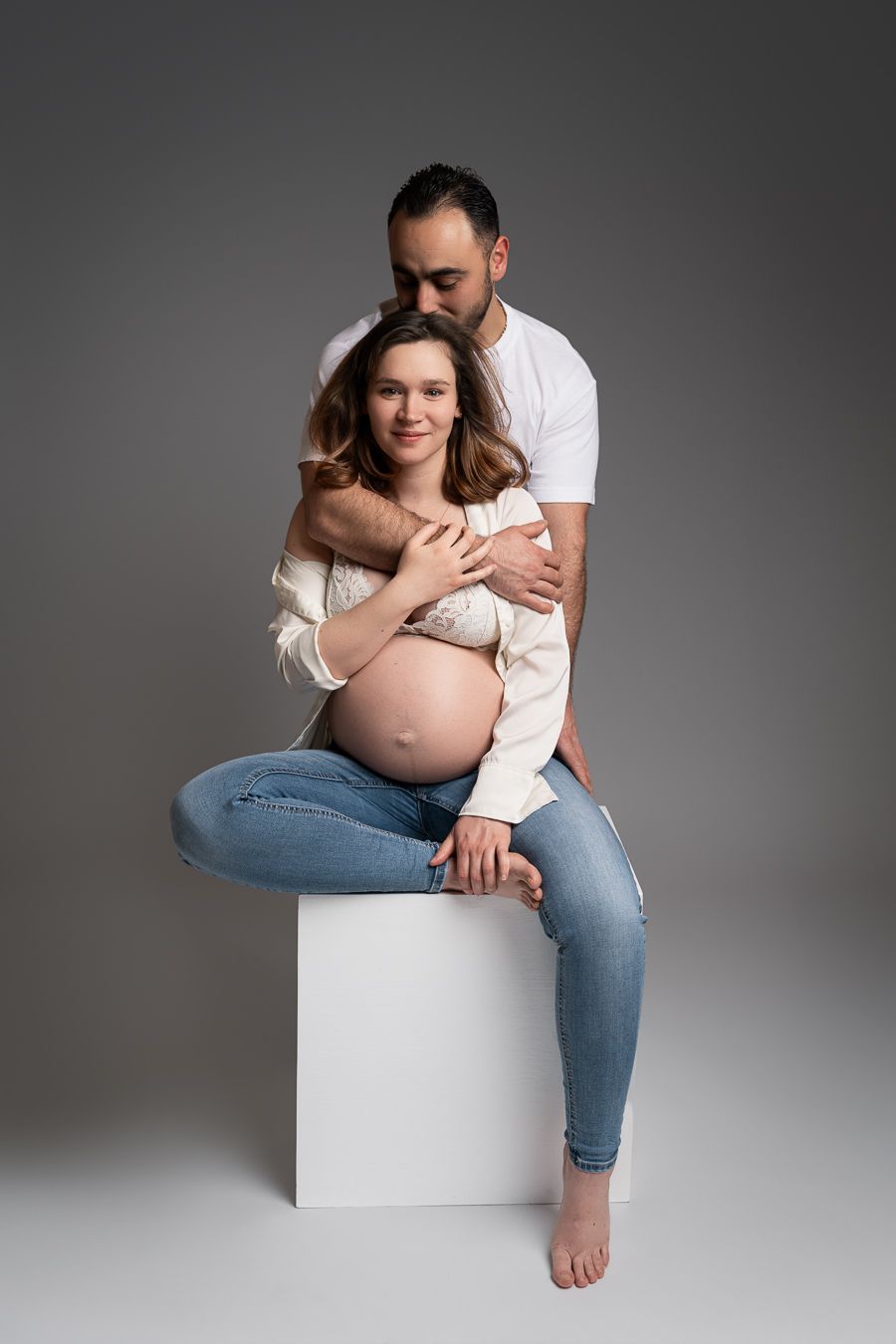 séance photo grossesse couple Champagnole femme enceinte