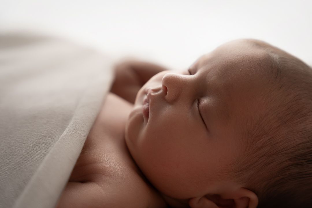 photographie naissance bébé paisible studio Jura