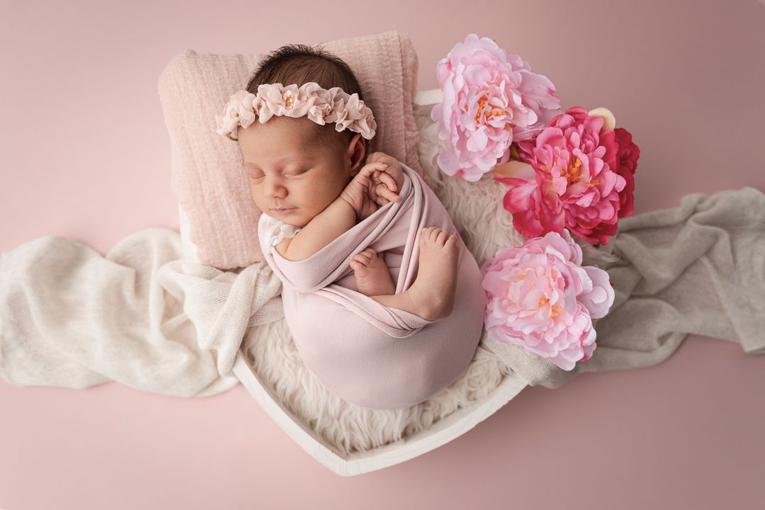 séance naissance artistique Champagnole bébé en mise en scène