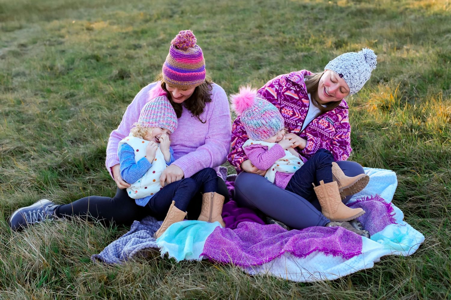 moms-tickling-twins-bend-oregon