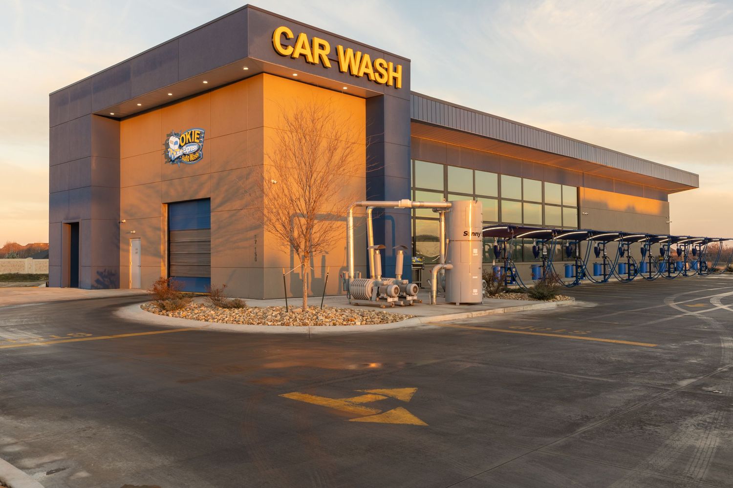 Commercial Photography of a carwash in Oklahoma City done for Cactus Constuction